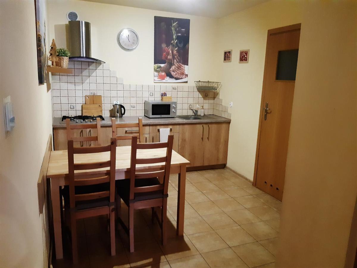 Pokoje Za Kinem Duszniki Zdroj Luaran gambar